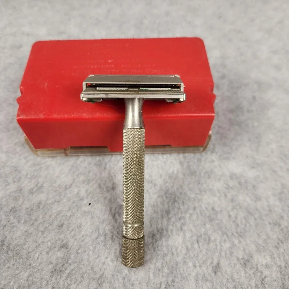 N/A vintage gillette